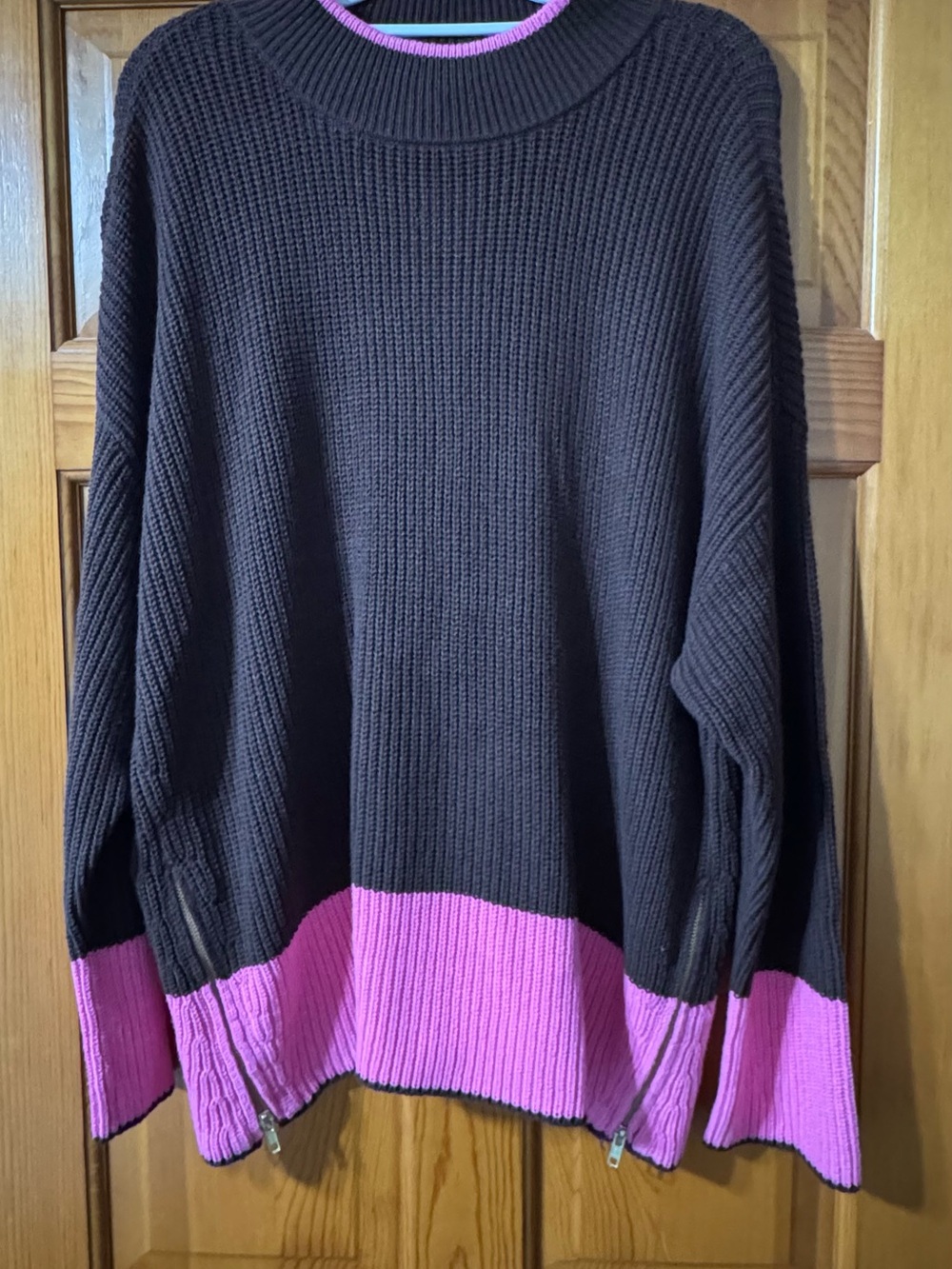 Crown & Ivy Brown Crewneck Sweater with Pink Hem and Cuffs